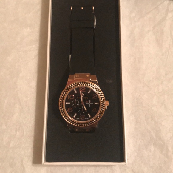 Timothy Stone Crystal Sports Watch - Picture 3 of 5